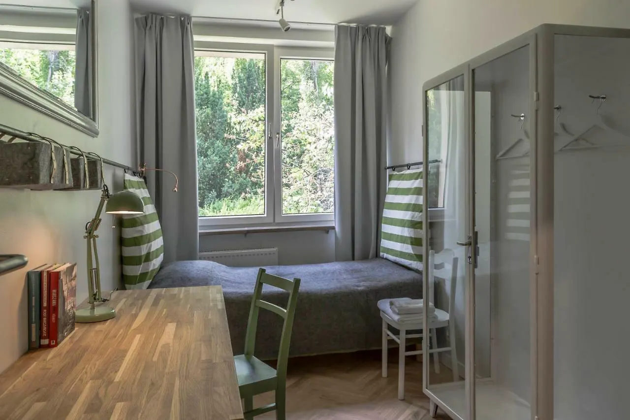 Irysowy Premium Hostel Varşova 0*,