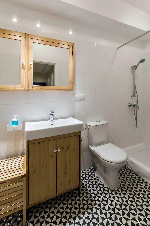 Irysowy Premium Hostel Varşova 0*,  Polonya